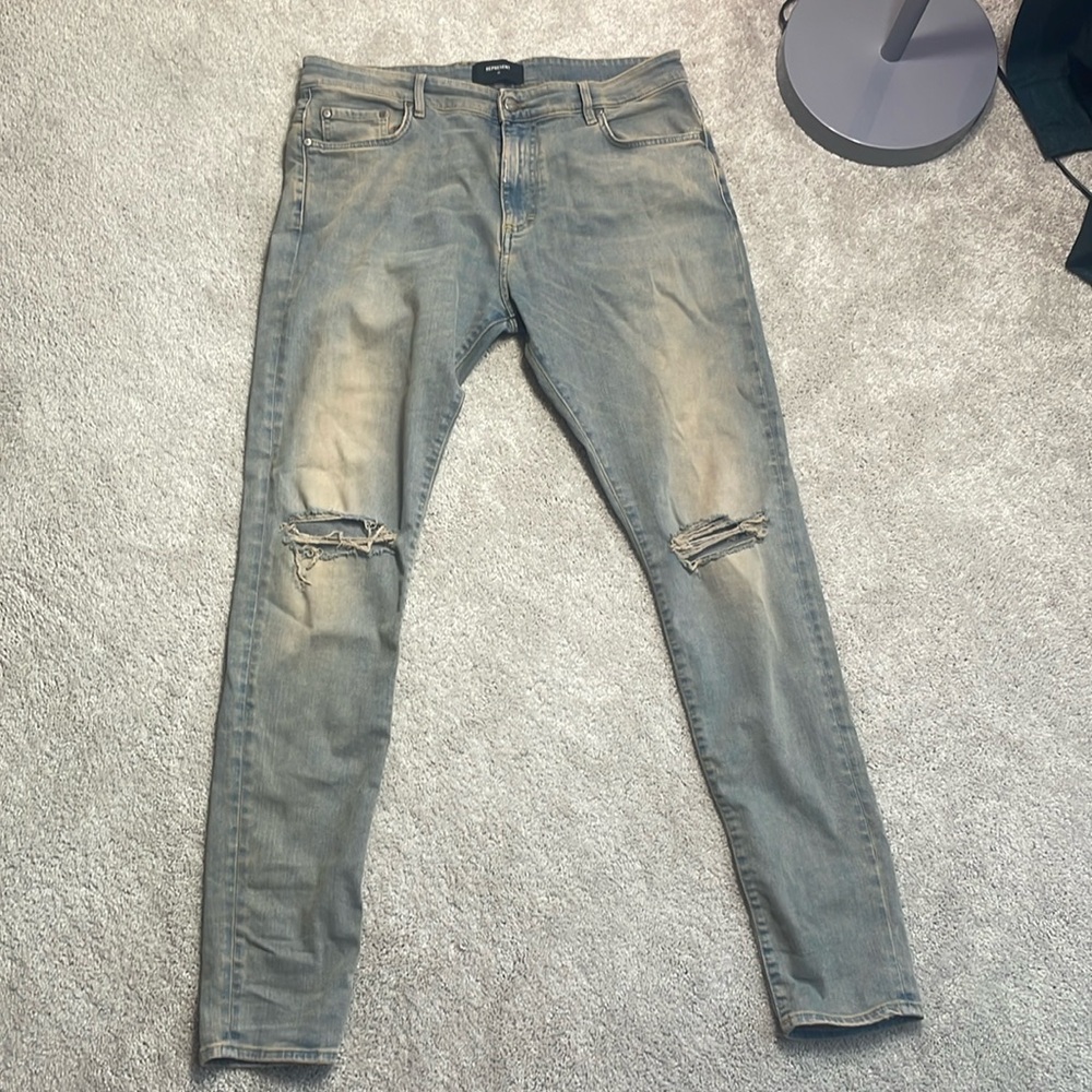 Represent Tan wash blue jeans, skinny fit size 38